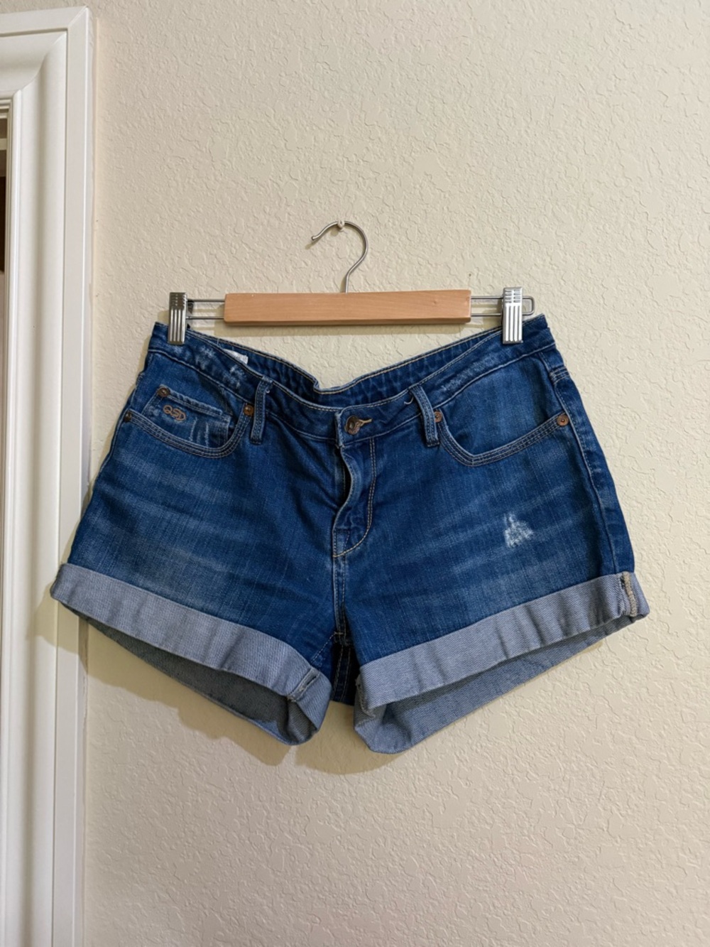 QSD festival shorts - Rolled Hem Blue Denim Women's Shorts size 27